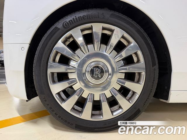 Rolls-Royce Phantom 2022 — photo 5