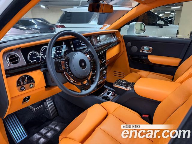 Rolls-Royce Phantom 2022 — photo 11