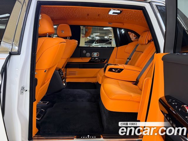 Rolls-Royce Phantom 2022 — photo 13