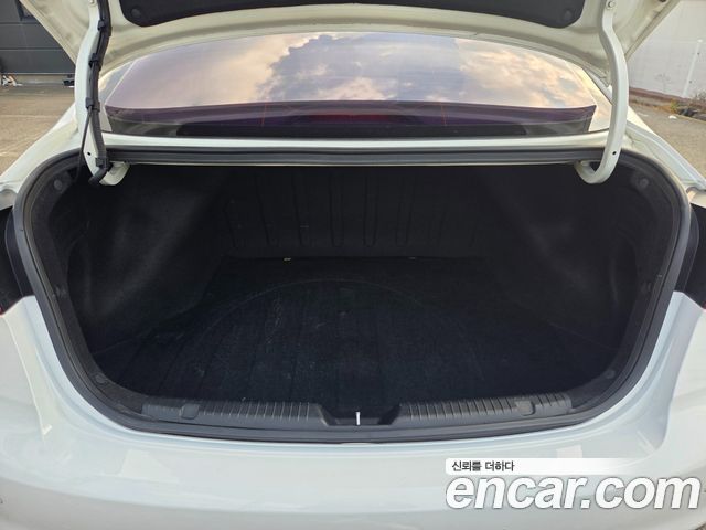 Kia K3 2017 — photo 19