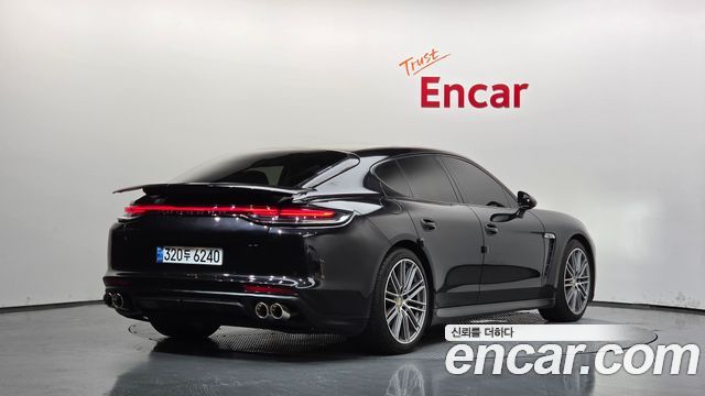 Porsche Panamera 2011 — photo 2