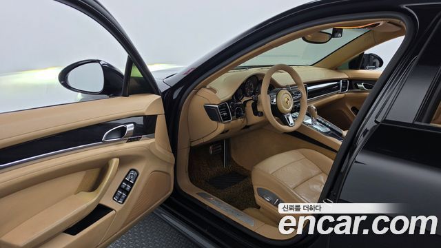 Porsche Panamera 2011 — photo 10
