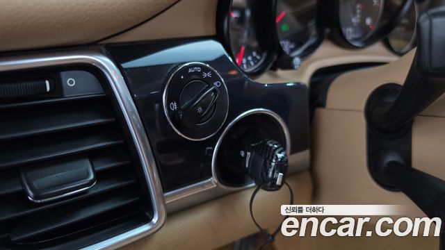 Porsche Panamera 2011 — photo 15
