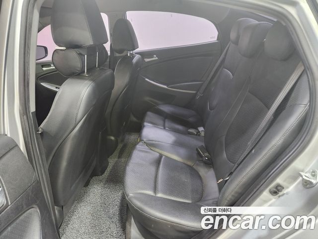 Hyundai Accent 2016 — photo 9