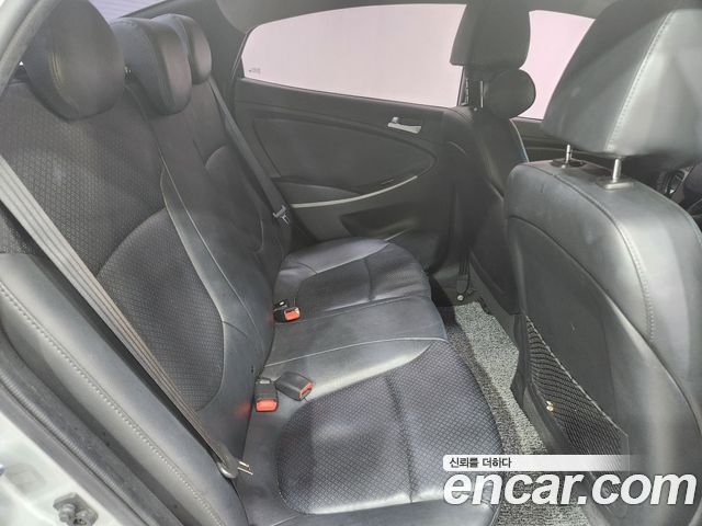 Hyundai Accent 2016 — photo 11