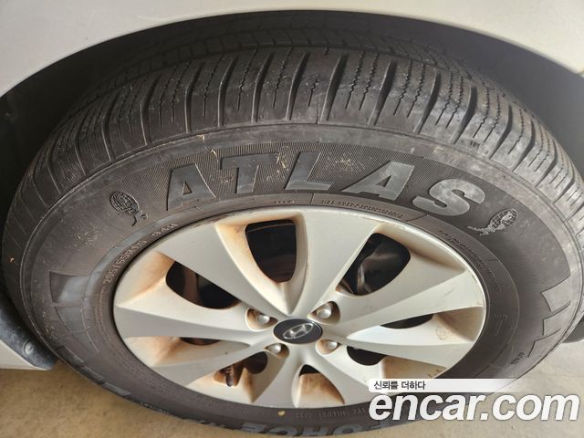 Hyundai Accent 2016 — photo 13