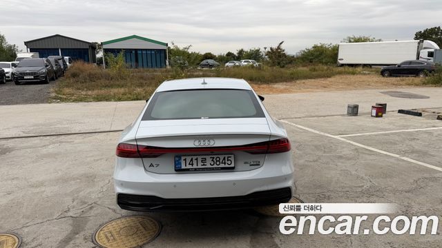 Audi A7 2023 — photo 4