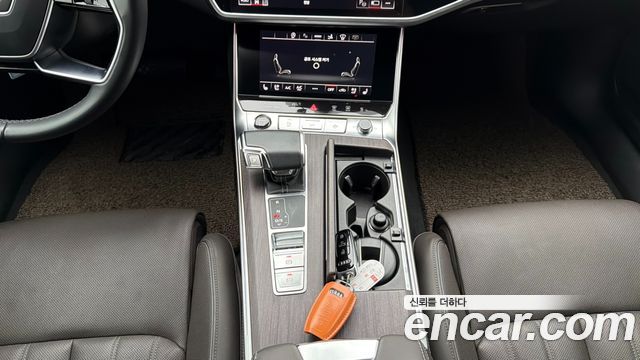 Audi A7 2023 — photo 9