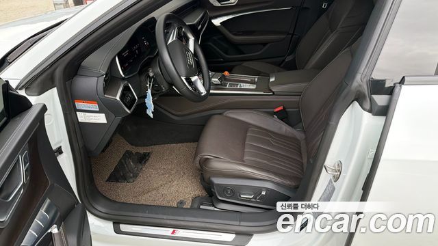 Audi A7 2023 — photo 10