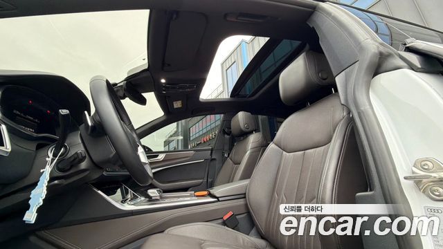 Audi A7 2023 — photo 17