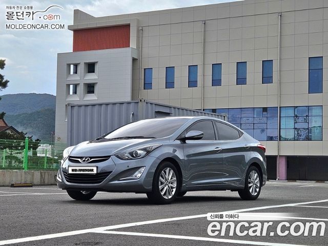 Hyundai AVANTE 2016 — photo 1