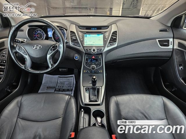 Hyundai AVANTE 2016 — photo 5