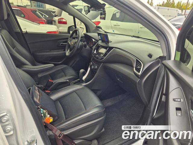 Chevrolet Korea Trax 2017 — photo 11