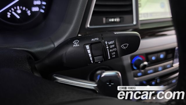 Genesis G80 2017 — photo 16