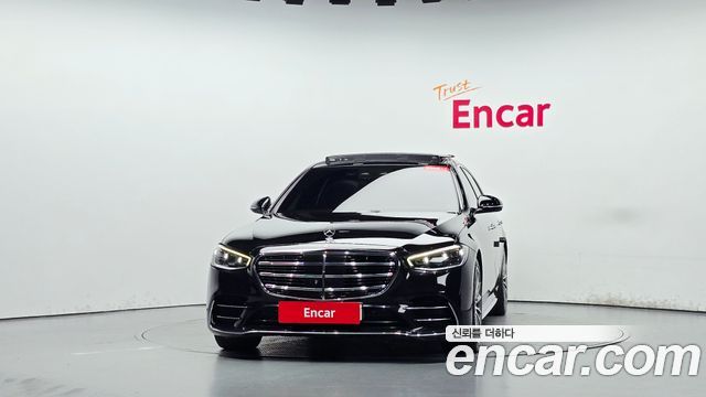 Mercedes-Benz S-Class 2022 — photo 3