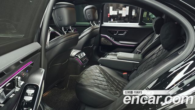 Mercedes-Benz S-Class 2022 — photo 18