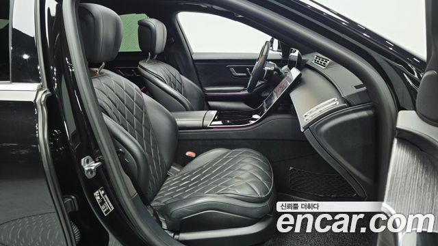 Mercedes-Benz S-Class 2022 — photo 16