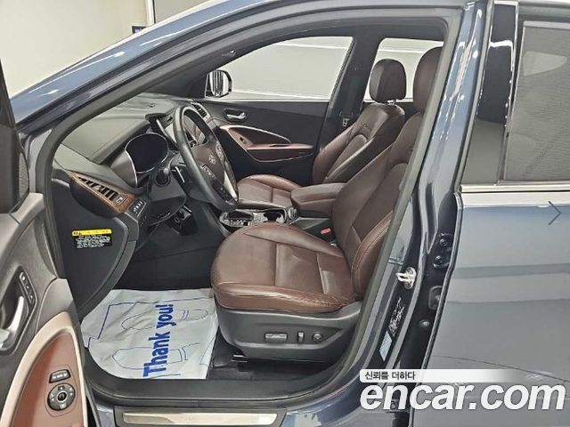 Hyundai Santafe 2018 — photo 11