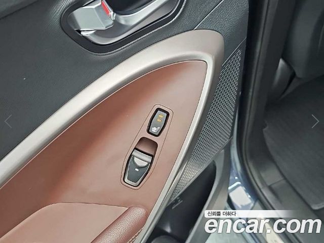 Hyundai Santafe 2018 — photo 14