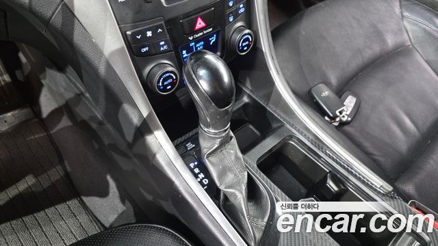 Hyundai Sonata 2014 — photo 12