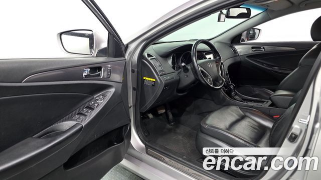 Hyundai Sonata 2014 — photo 13