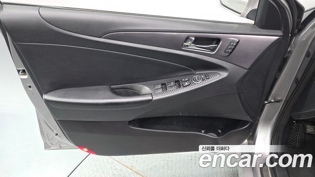Hyundai Sonata 2014 — photo 14