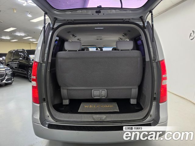 Hyundai Starex 2017 — photo 19