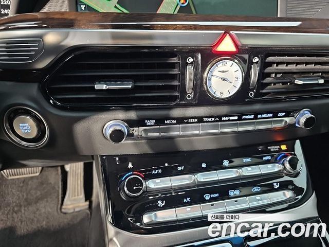 Genesis EQ900 2018 — photo 16