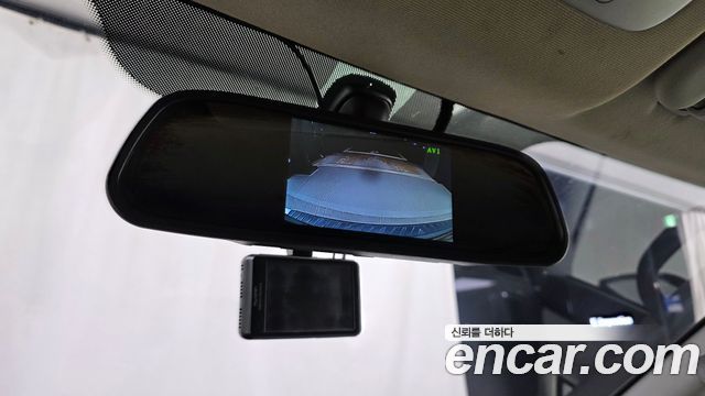 Hyundai Starex 2018 — photo 15