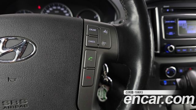 Hyundai Starex 2018 — photo 19