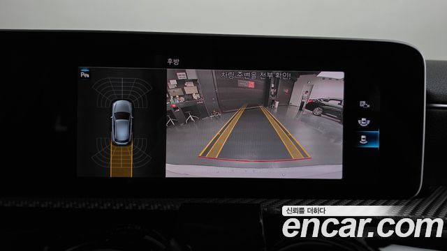 Mercedes-Benz A-Class 2020 — photo 20