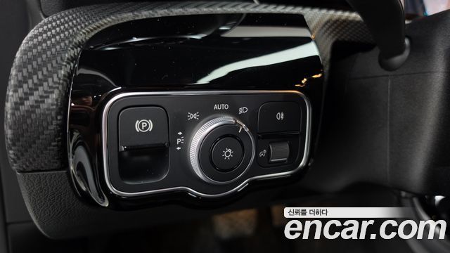 Mercedes-Benz A-Class 2020 — photo 26