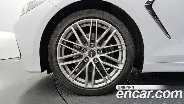 Genesis G70 2019 — photo 5