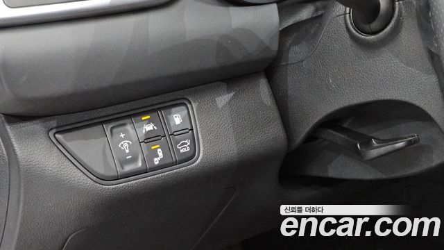 Genesis G70 2019 — photo 19