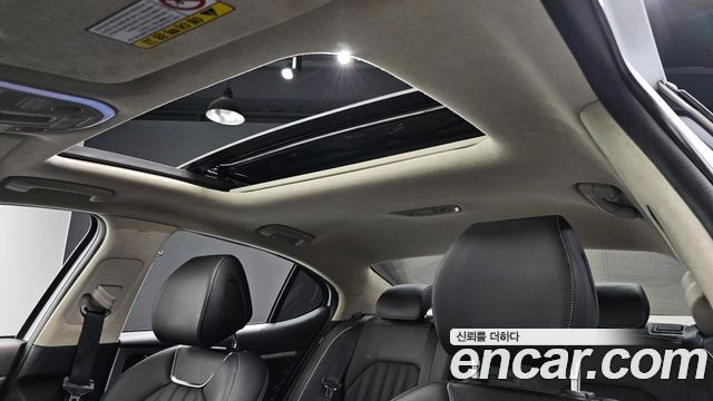 Genesis G70 2019 — photo 22