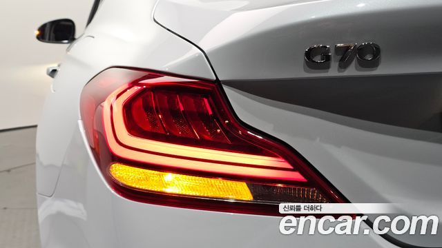 Genesis G70 2019 — photo 9