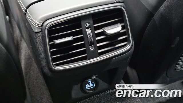 Genesis G70 2019 — photo 33
