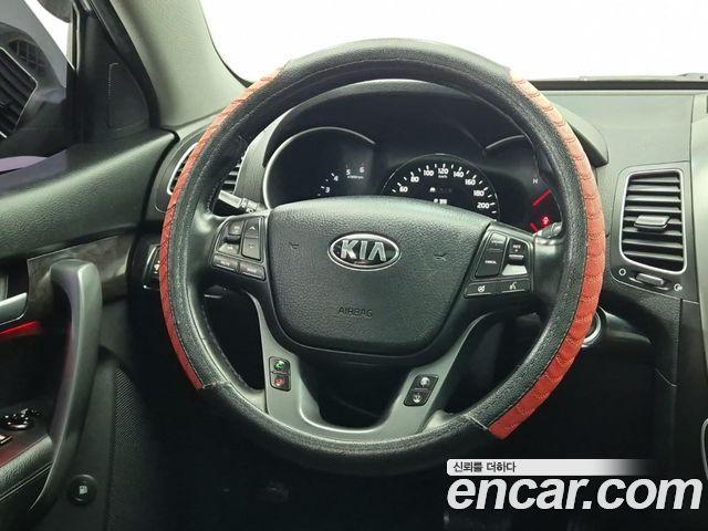Kia Sorento 2013 — photo 9