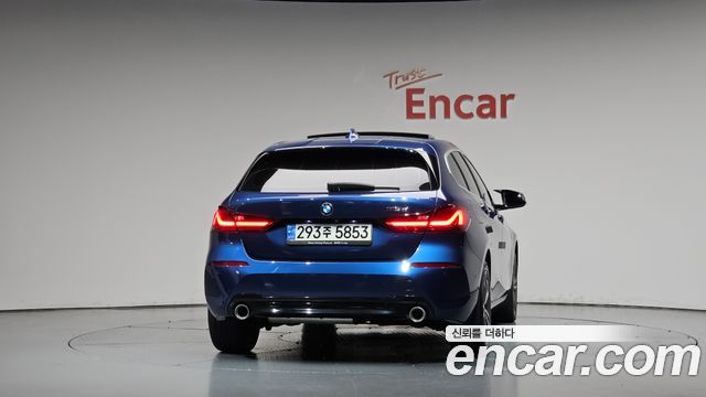 BMW 1-Series 2021 — photo 4