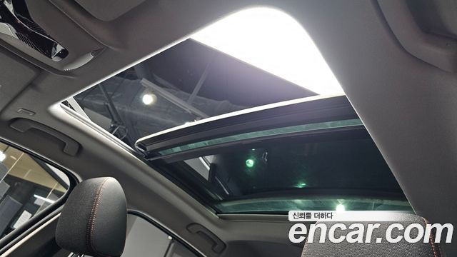 BMW 1-Series 2021 — photo 24