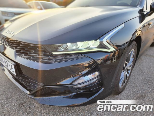 Kia K5 2023 — photo 2