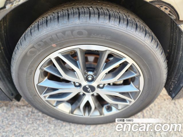 Kia K5 2023 — photo 15