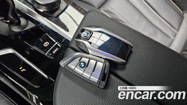 BMW 5-Series 2023 — photo 21