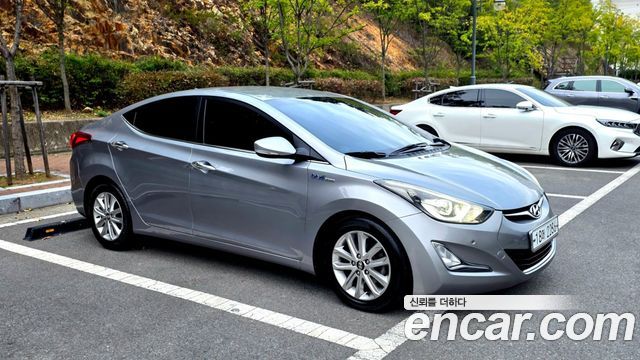 Hyundai AVANTE 2015 — photo 3