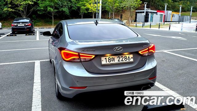 Hyundai AVANTE 2015 — photo 6