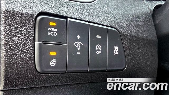 Hyundai AVANTE 2015 — photo 14