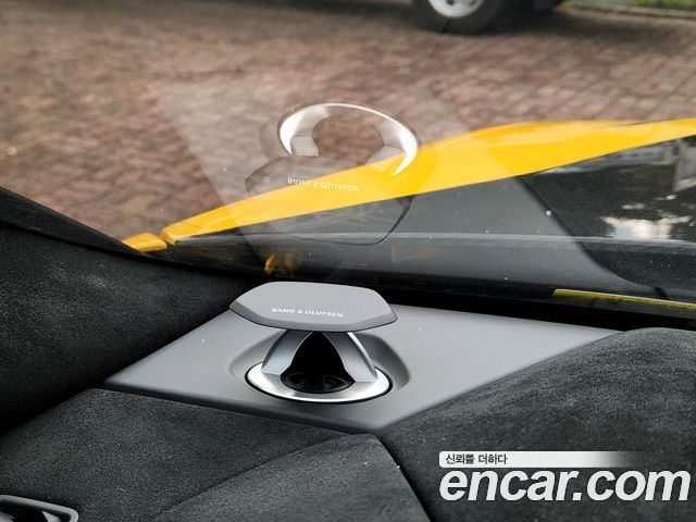 Lamborghini Urus 2024 — photo 11