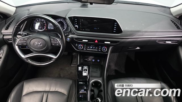 Hyundai Sonata 2022 — photo 10