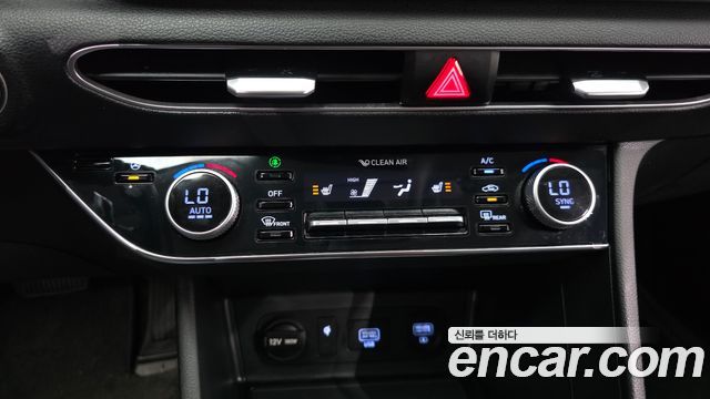 Hyundai Sonata 2022 — photo 23