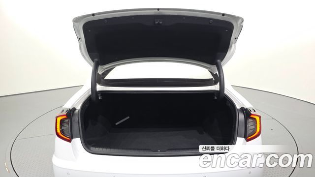Hyundai Sonata 2022 — photo 26